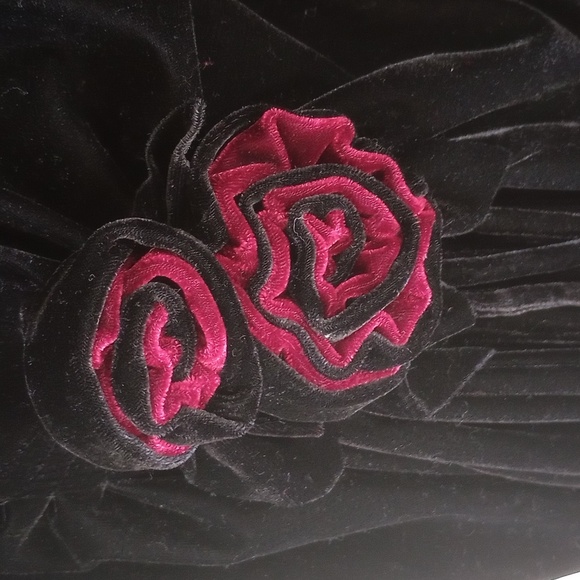 PYRAMID COLLECTION RENAISSANCE ELEGANT BLACK VELVET MAXI DRESS SZ L - Picture 6 of 6